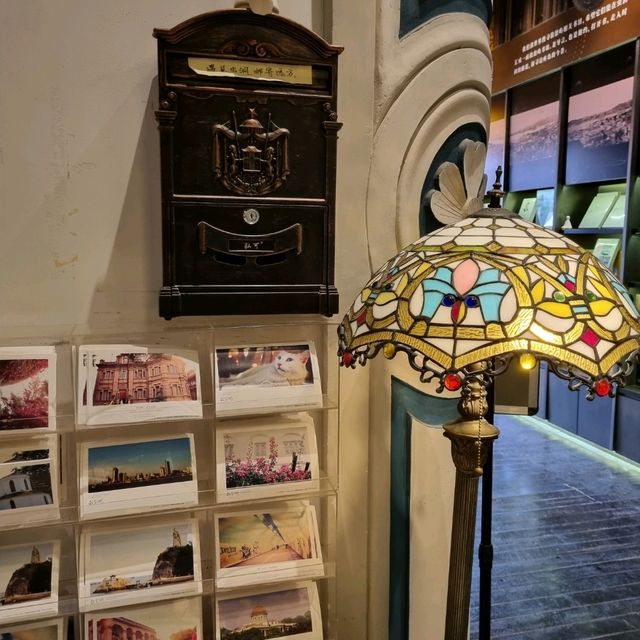 Exploring boutiques in Gulangyu