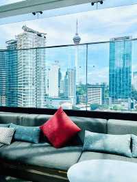 W Deck – A Sustainable Open Bar with Iconic City Views