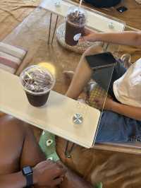 คาเฟ่ลับๆราคาน่ารักร้านคูลๆ Becozyrest.Cafe บางแสน