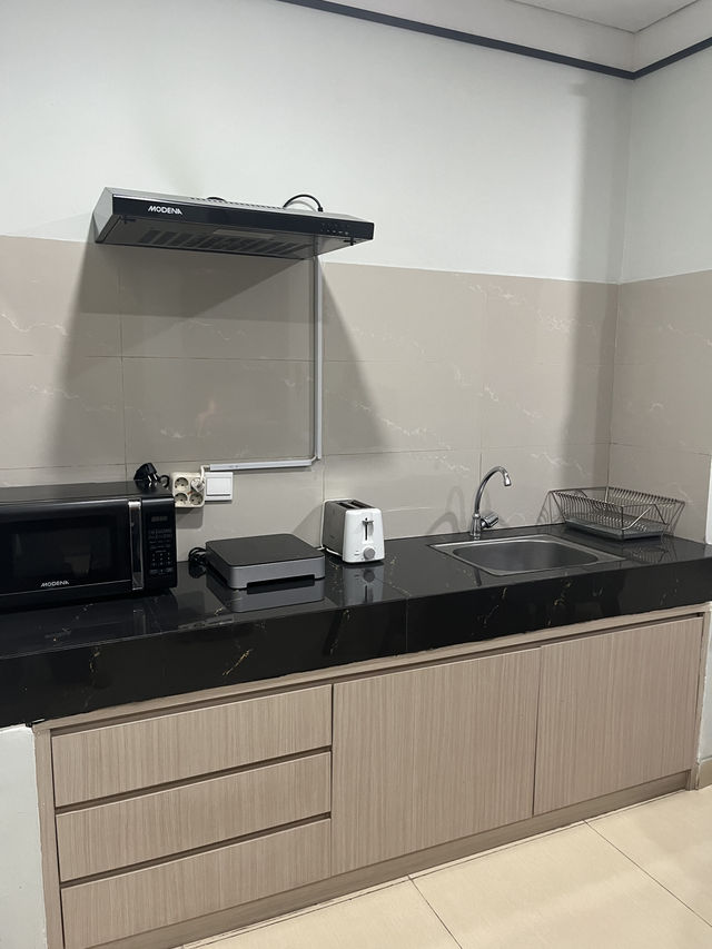 Comfort & Convenience in the Heart of Medan – A Home Away from Home!