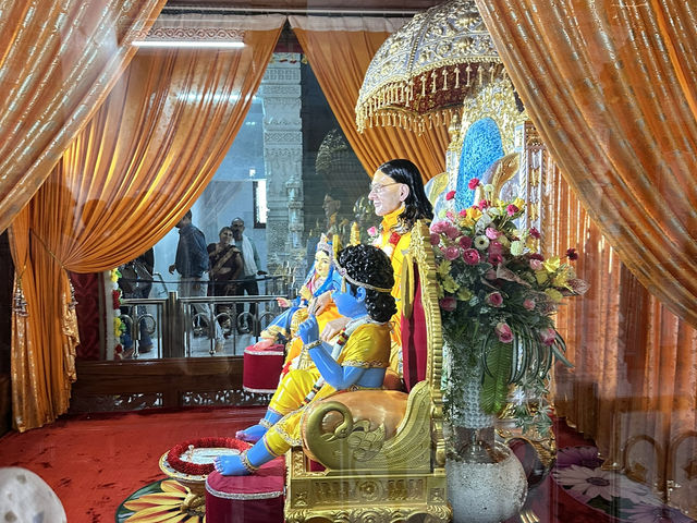 Evening vibes at Prem Mandir, Vrindavan