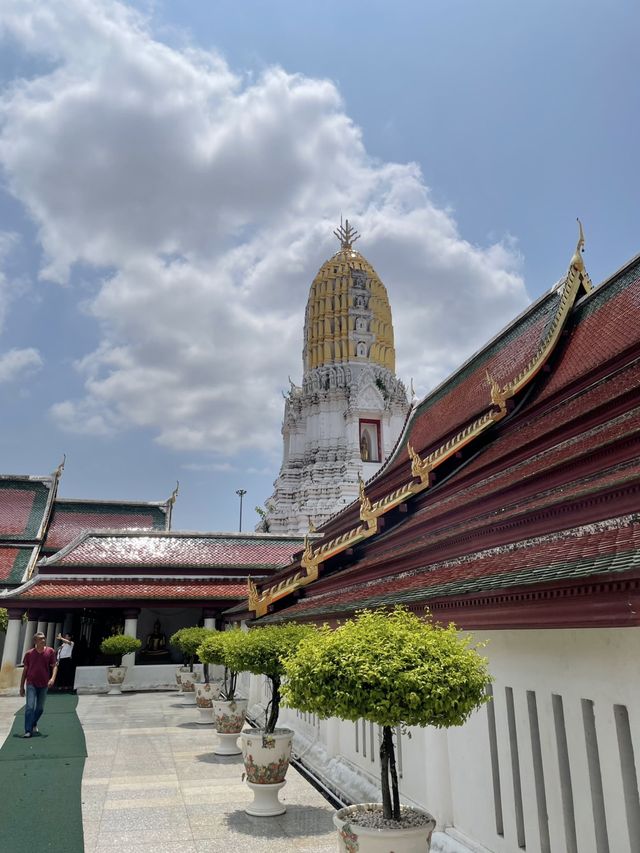 วัดพระศรีรัตนมหาธาตุวรมหาวิหาร : พิษณุโลก