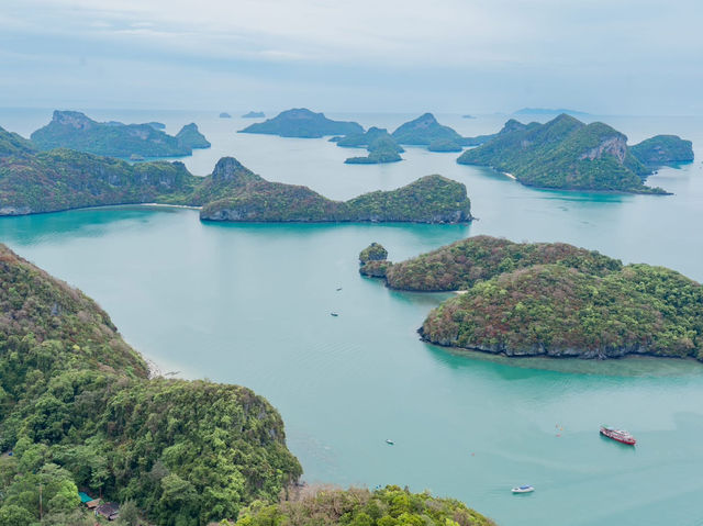 ผาจันทร์จรัส หมู่เกาะอ่างทอง 🏝️🌊