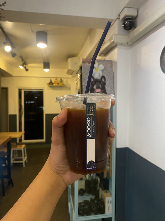  รีวิว: คาเฟ่เล็กๆ ในยานนาวา a do do kafe  🍂☕📷