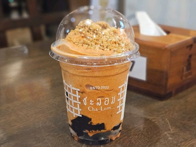 ร้านอาหารชะลอม