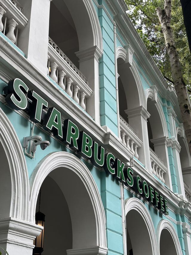Colonial Charm Meets Modern Brew