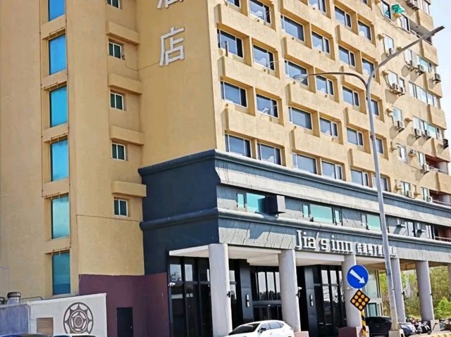 走出飯店就是梅花鹿！這間開在恆春的「佳適墾丁渡假酒店」，根本是親子旅遊首選～