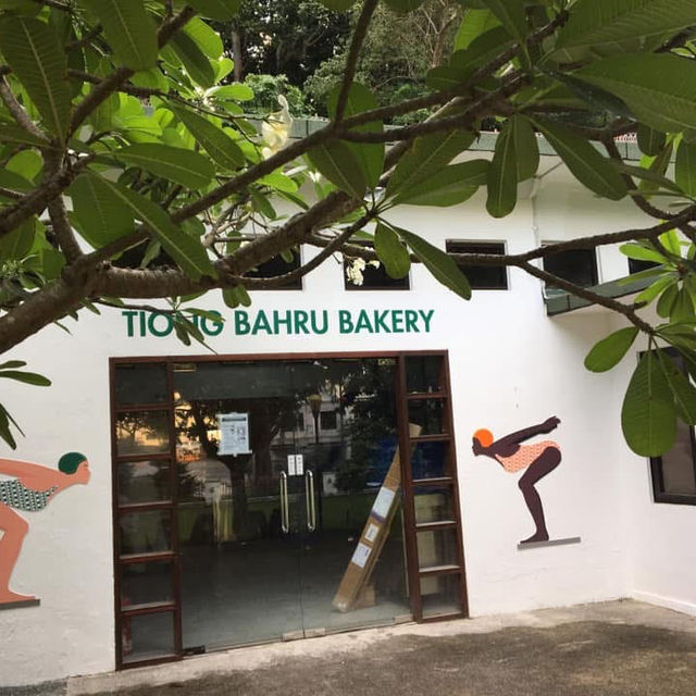 Fort Canning Morning & a Flaky Start at Tiong Bahru Bakery