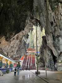 Exploring Batu Caves – A Sacred and Stunning Destination Near Kuala Lumpur