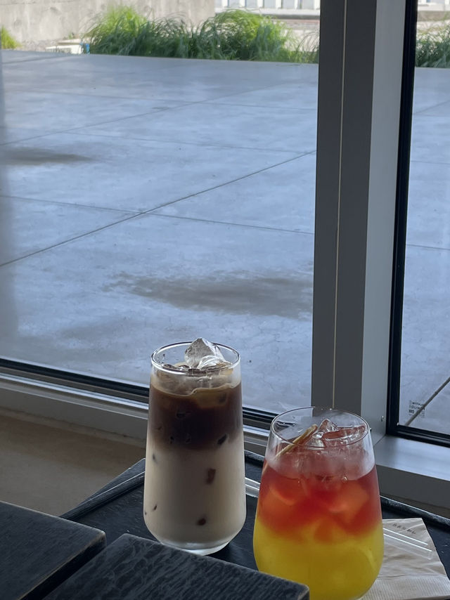 ☕ 제주 바다를 품은 카페, 진정성 있게 머무는 시간