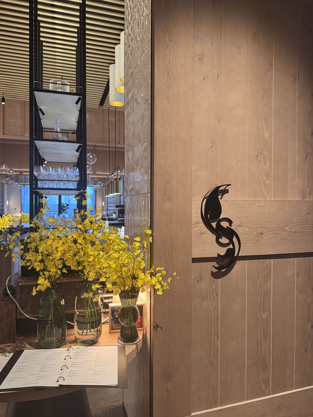 W Hotel重現料理鼠王雜菜煲「Seasons」