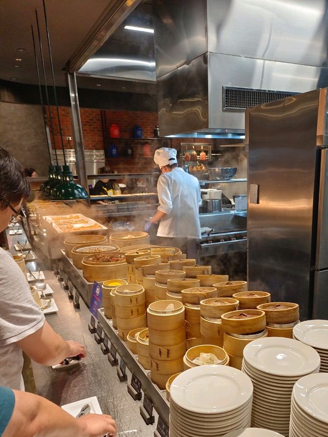 新莊吃到飽，村民食堂廚窗港點 新莊i-Tower店