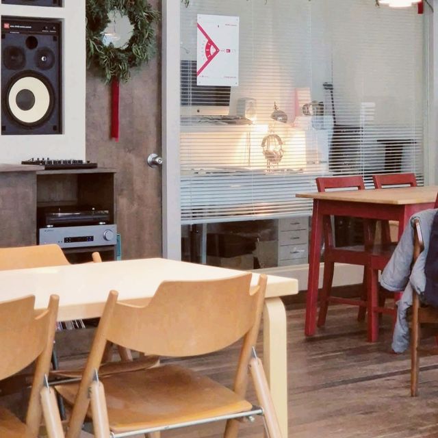 Moondeuk Coffee