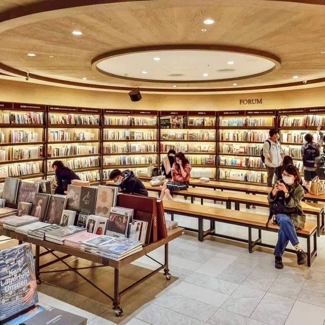 📚 Eslite Spectrum Summer Survival Guide