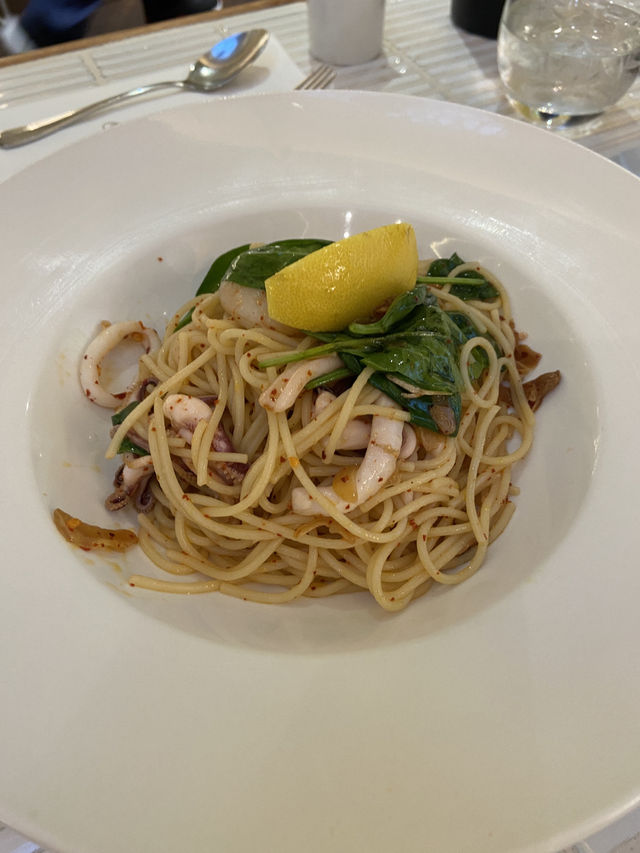 ⭐️ Comfort Food Meets Class at Ben’s Mid Valley