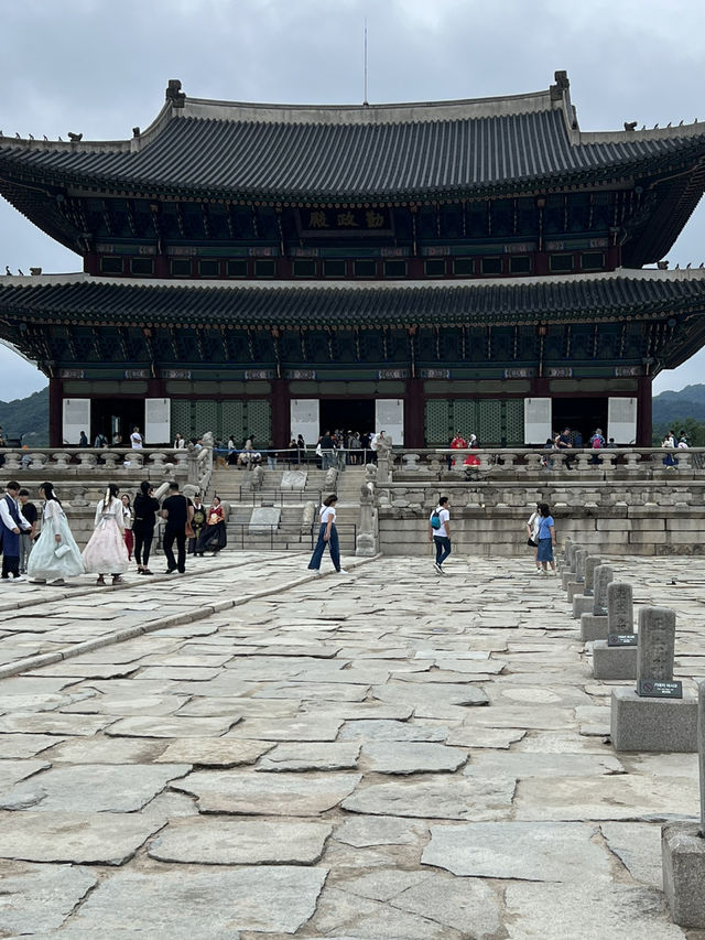 광화문과 경복궁, 근정전
