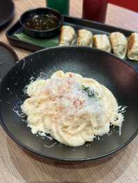 餓虎藏龍