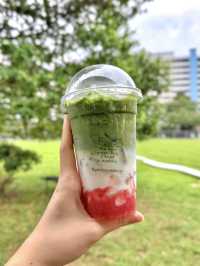Gotcha Matcha: A Creamy Strawberry Surprise at the Pasar Malam