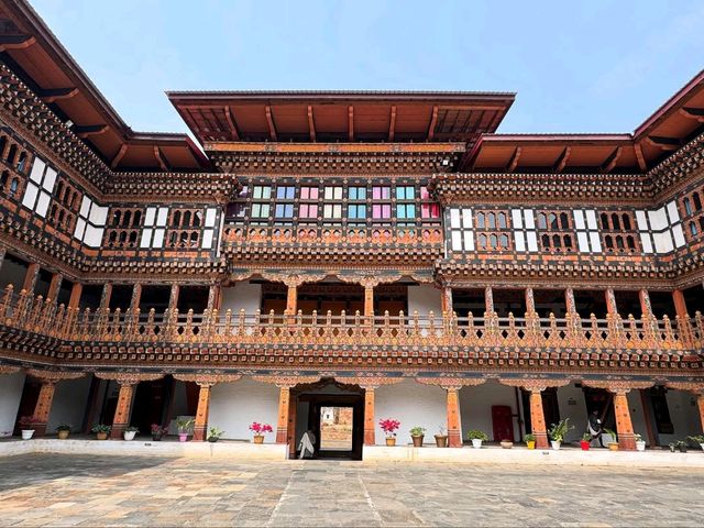 Wandering Wangdue Phodrang