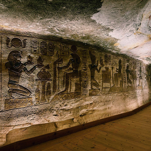 Abu Simbel at Dawn: A Pharaoh’s Summer Spectacle Without the Crowds