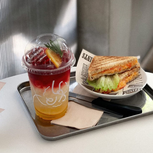 HAPP space&cafe : ยโสธร