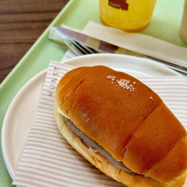 Kunst Bake n’ Cof –คาเฟ่มินิมอลสุดอบอุ่นกลางอยุธยา