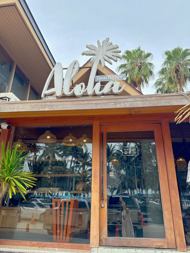 Aloha beach Cafe คาเฟ่บางแสน ที่วิวดีมากกกก ก.
