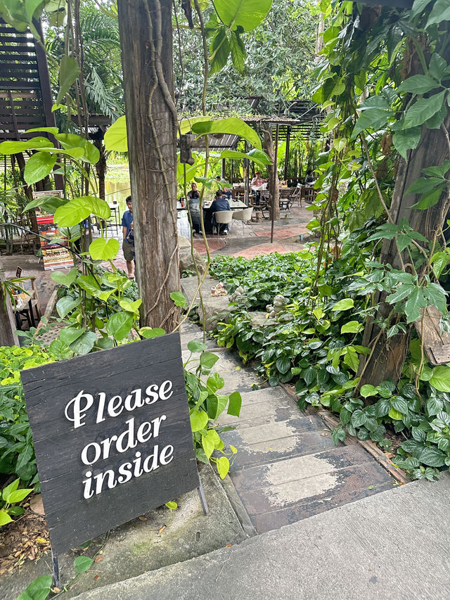 แวะคาเฟ่ตาก •เถียงนา coffee and bakery farm•