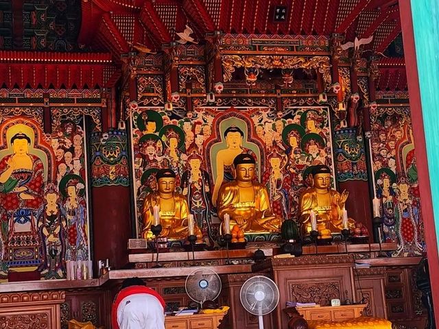 Haedong Yonggungsa – Temple by the Sea 