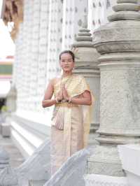 The Radiance of Wat Arun: Bangkok’s Temple of Light