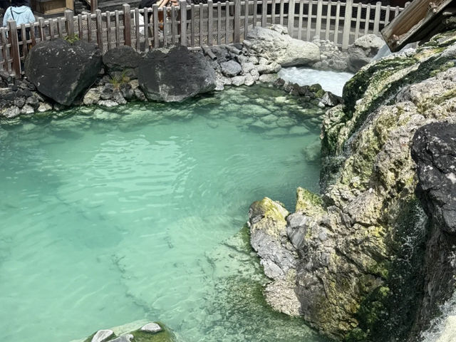 Kusatsu Onsen: Chillin' in the Mountain Hot Springs! ♨️🇯🇵