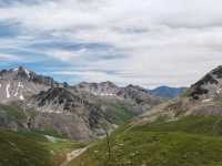 Duku Highway: Traversing the Tianshan, Embracing Grandeur
