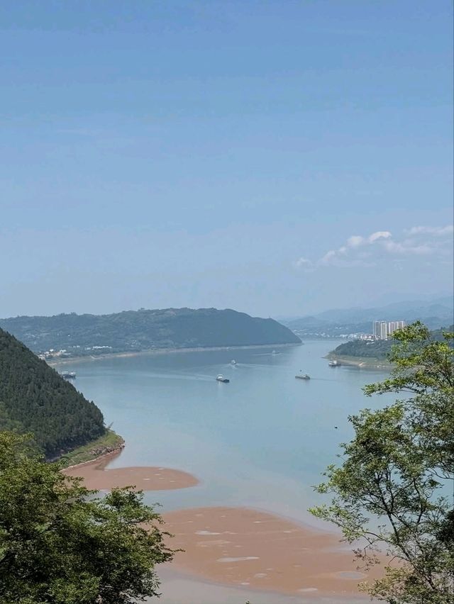 Cruisin the Yangtze River