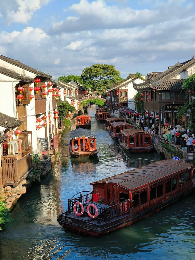 Charming Stroll Through Shantang Street | Boats, Bridges & Ancient Town Vibes