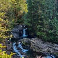 Wallace Falls Hiking Guide – Seattle’s Scenic Trail 🏔️💦
