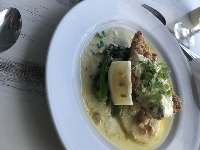 The Sunshine Coast - Peace & Seafood