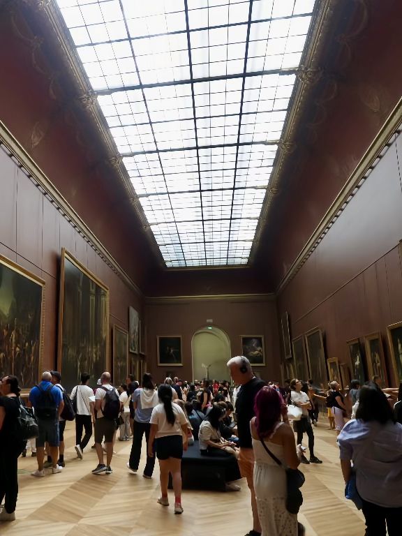 The Louvre 🎨 a museum that feels like a palace 👑