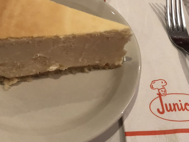 【ニューヨーク🇺🇸】歴史ある名店で楽しむ！🗽チーズケーキとアメリカンおすすめ5店