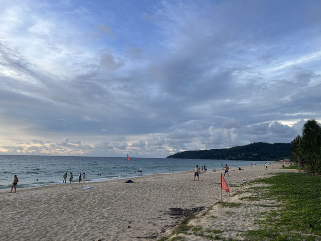 หรูหรา ติดทะเล พักผ่อนสบาย ที่ Pullman Phuket 