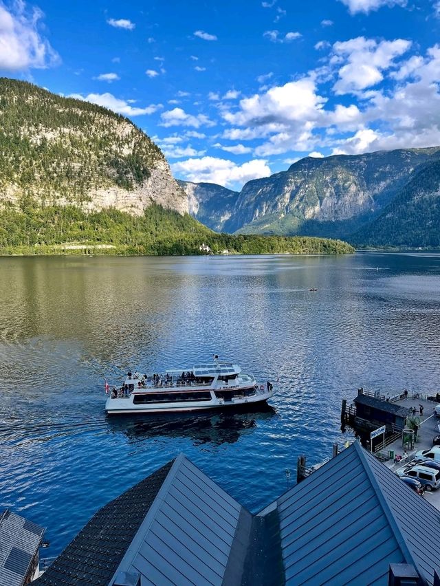 🏞️ Hallstatt: A Fairytale Village by the Lake