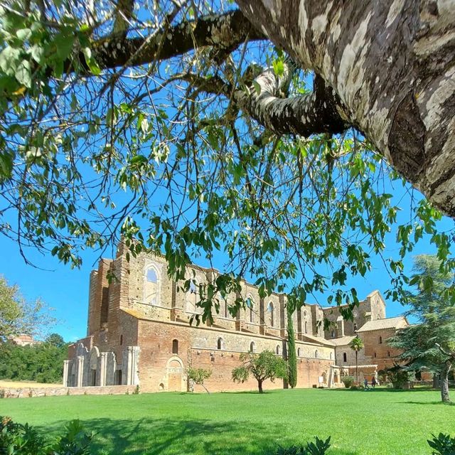 Ruins with a Magical Atmosphere in San Galgano