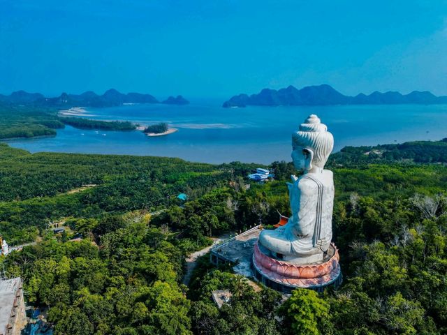 วัดแก้วประเสริฐ วัดสวยริมทะเล