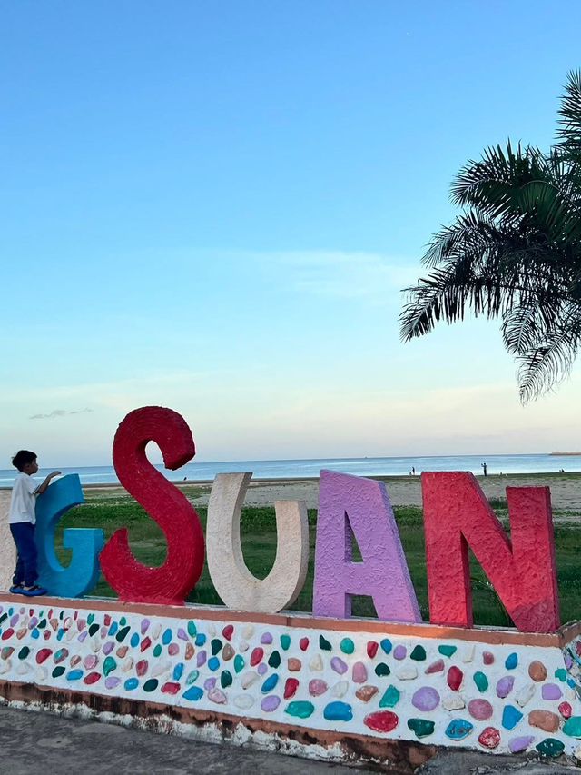 ตลาดนัดริมทะเล ปากน้ำหลังสวน – ชิลล์บรรยากาศทะเล