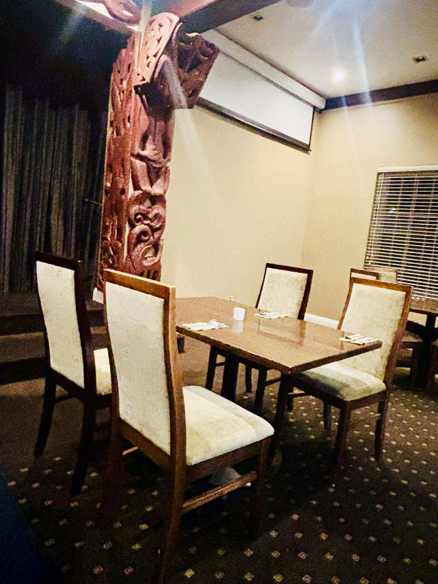 【新西蘭北島】羅托魯瓦卓越酒店餐飲體驗：毛利族人特色餐點和表演