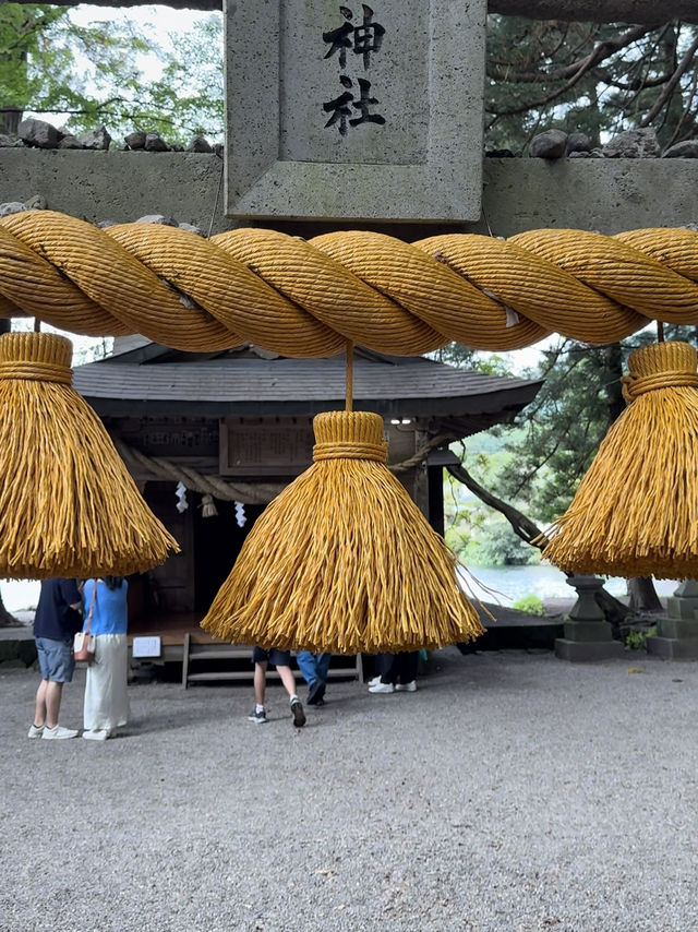 走進童話！由布院一日漫遊：金鱗湖霧景Ｘ湯之坪療癒散策。