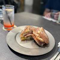 Moon Baking Studio 松山店 - 隱身在松山巷弄區的神級紅豆圓法