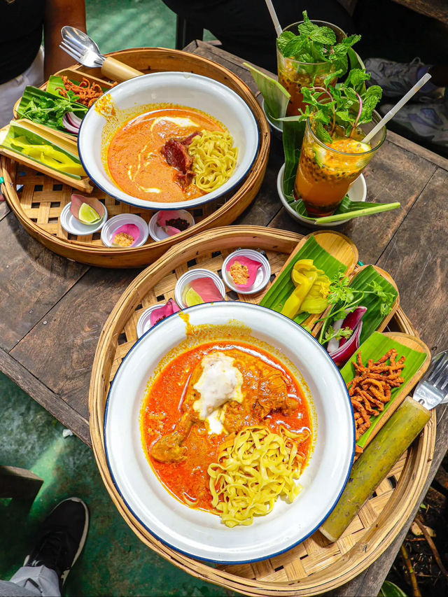 ข้าวซอยกระด้ง ร้านฮอตฮิตเชียงใหม่🔥