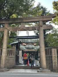 可愛大獅子-大阪難波八阪神社