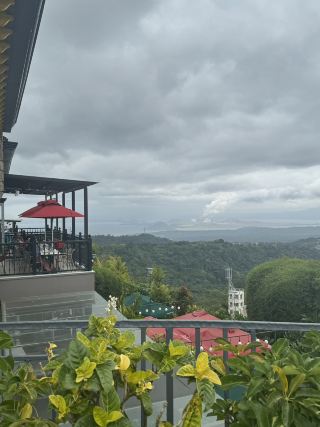 Unwind in Manila South 😋
