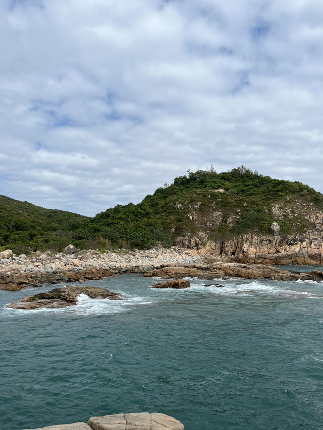 香港隱世海灘🌊模達灣 x 石排灣打卡攻略！絕美薑花田＋手指岩石✨